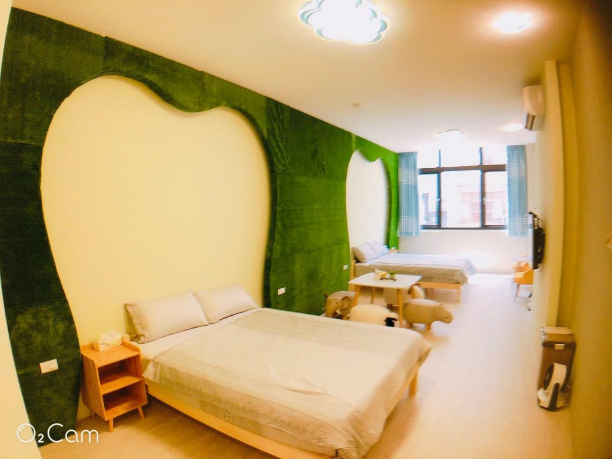 Greenonly Homestay Tainan Luaran gambar