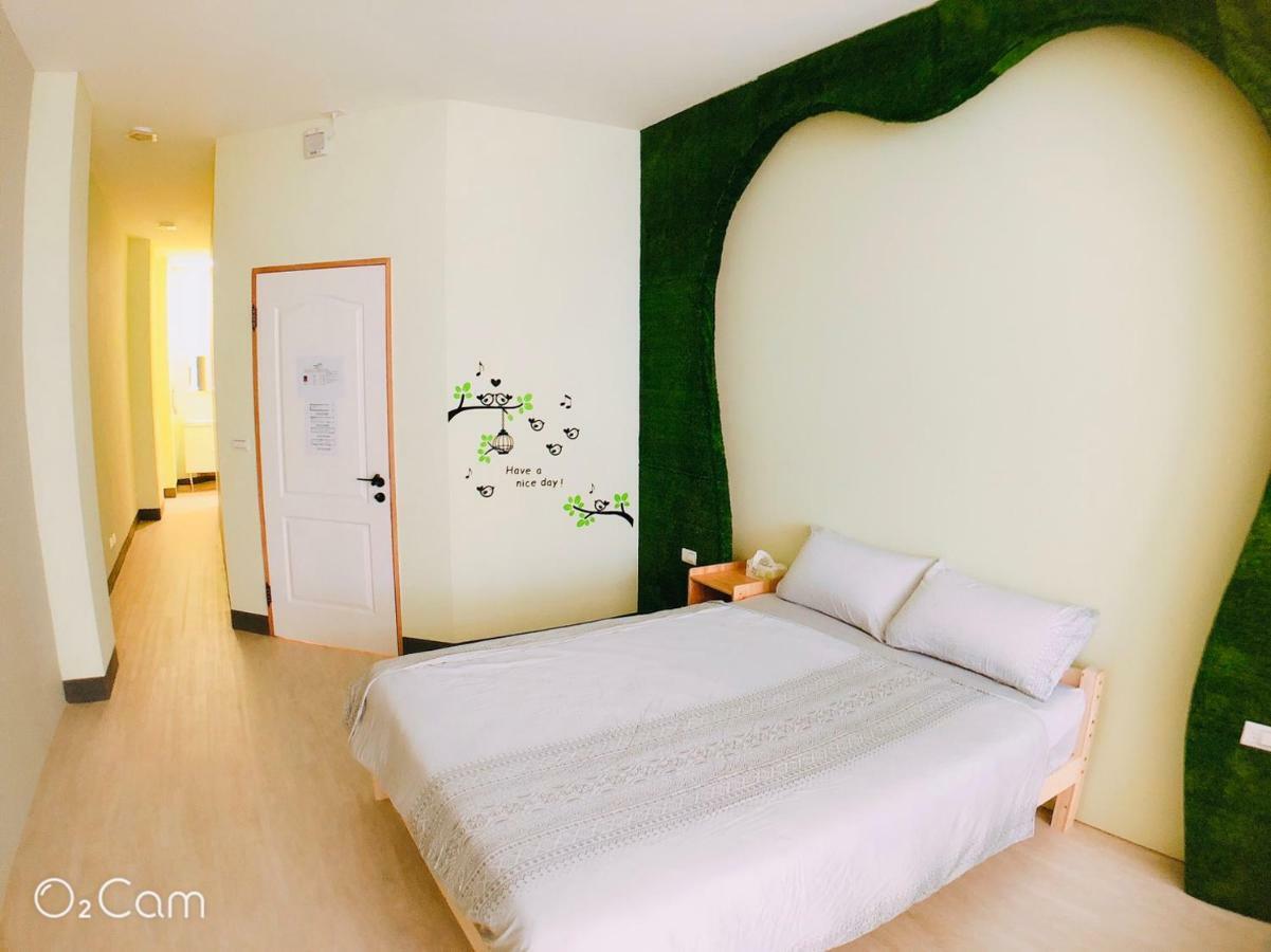 Greenonly Homestay Tainan Luaran gambar